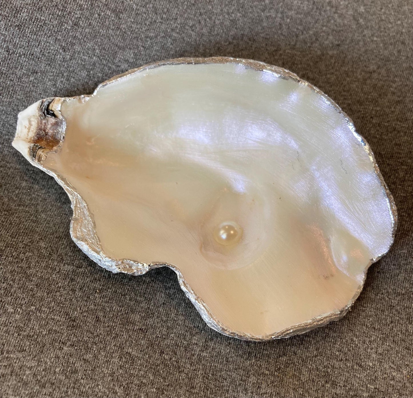 Feeling Pearly | Ring Dish (Silver/Gold Trim)